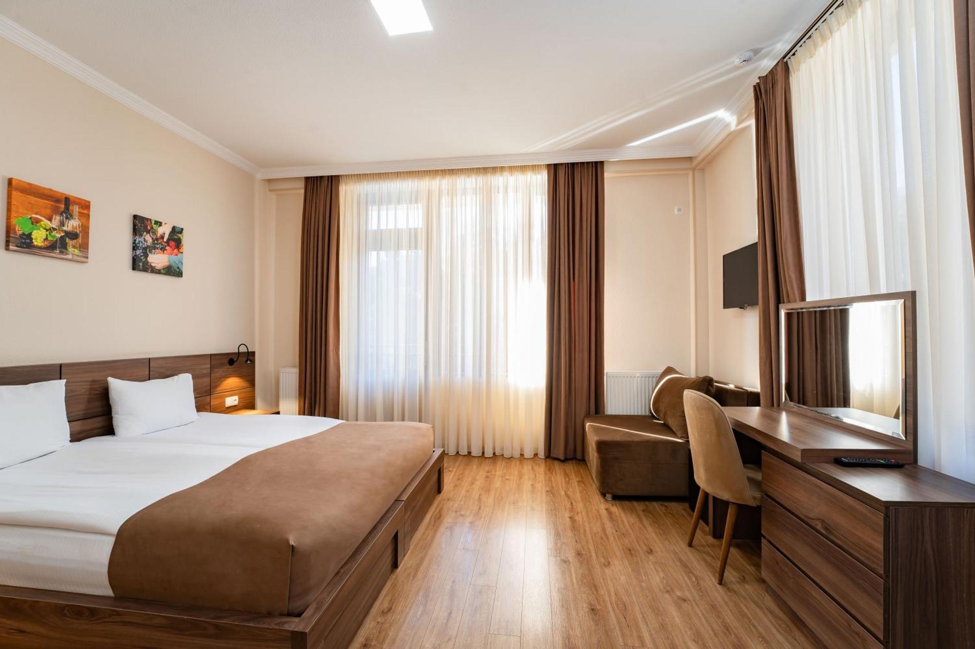 Zuzumbo Resort & Spa Telavi Exterior foto