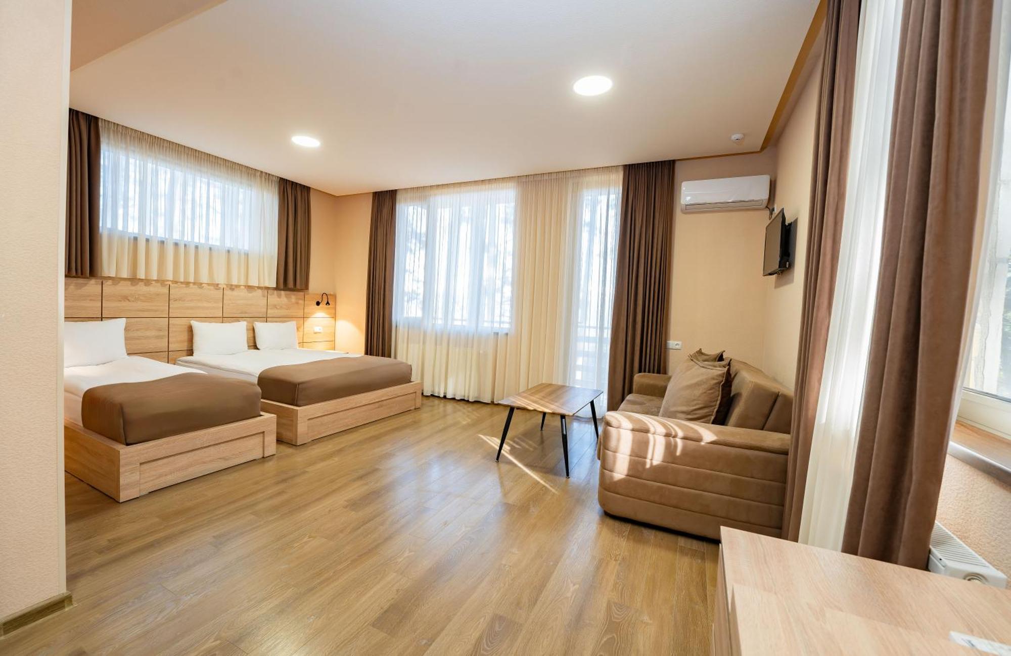 Zuzumbo Resort & Spa Telavi Exterior foto